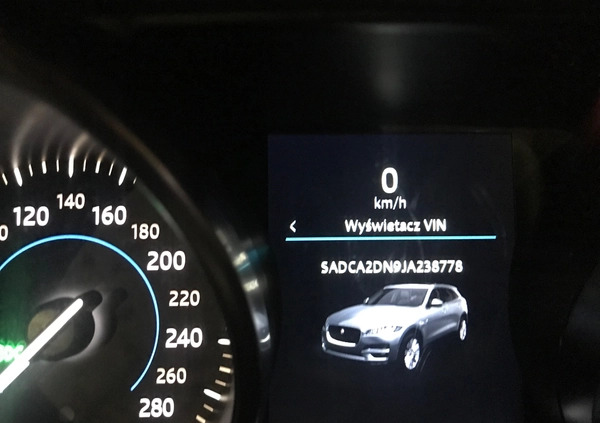 Jaguar F-Pace cena 117000 przebieg: 110000, rok produkcji 2018 z Wrocław małe 154